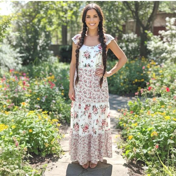 By the River Anthropologie NWT SZ Small
Rose Tiered Maxi Dress Cottagecore BOHO - Picture 1 of 16